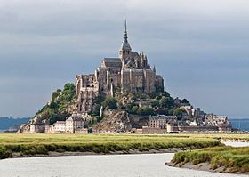 280px-Mont_St_Michel_3,_Brittany,_France_-_July_2011